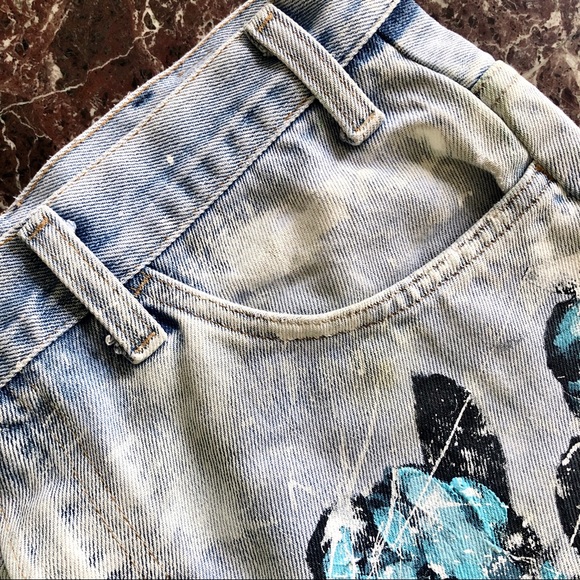 Vintage 1978 LEVI’S Orange Tab Hand Painted Floral High Rise Jean Shorts - Picture 9 of 9